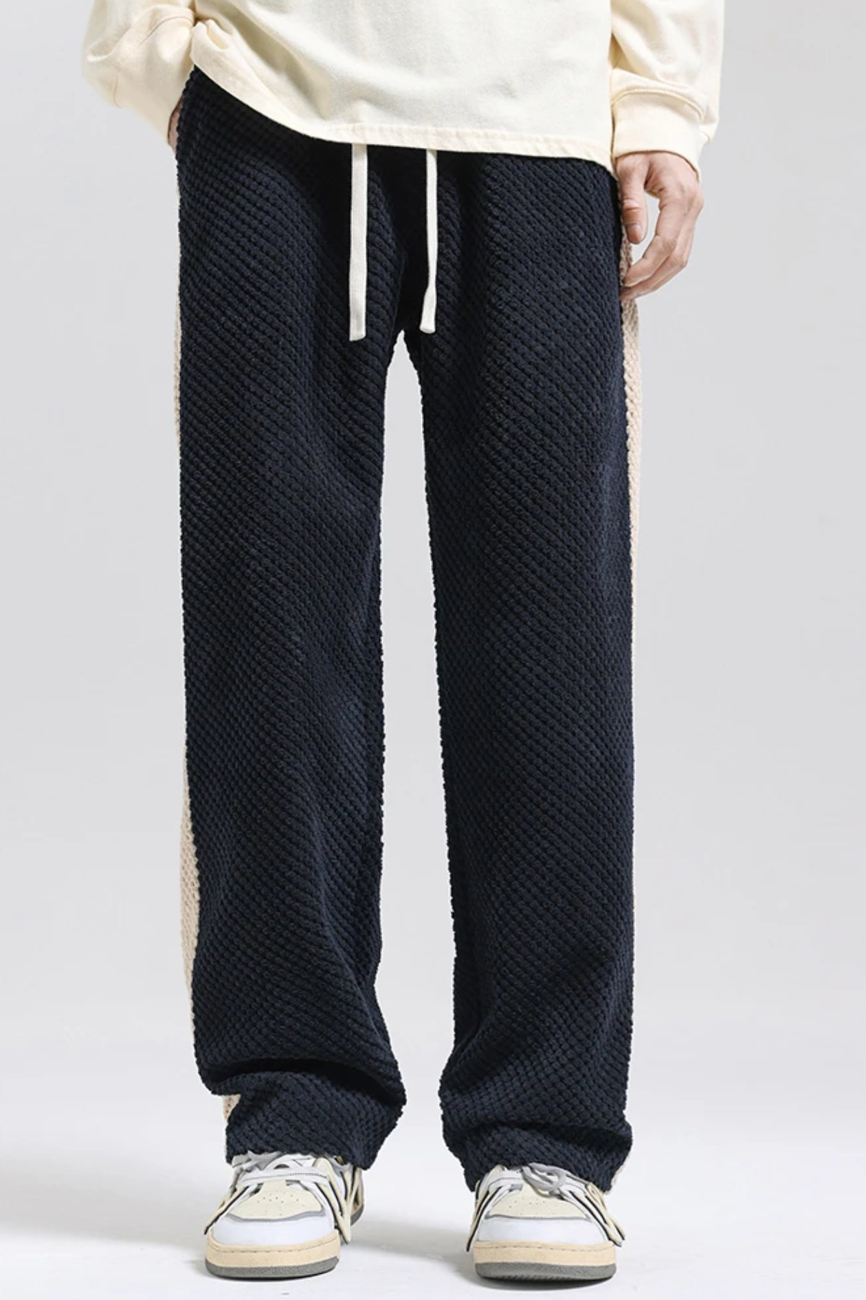 Waffle Corduroy Jogges - Black