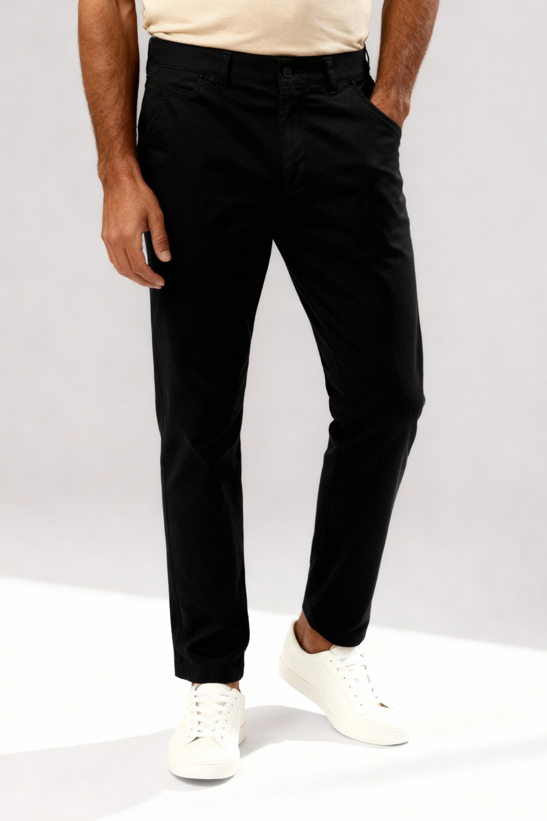 The Everyday Flex Chino - Black